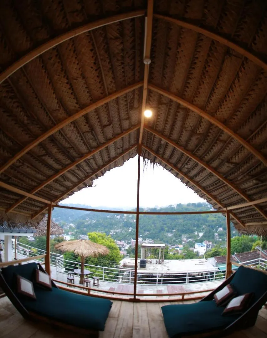 Deck On The Hills Hostel Κάντι Σρι Λάνκα